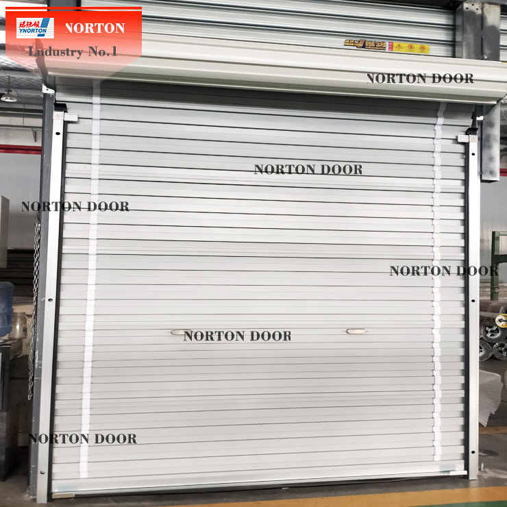 Pintu Norton bisa disesuaikan ing macem-macem warna lan gaya.